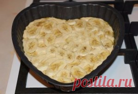 Шарлотка с бананами