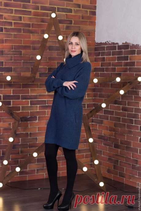 Отражение осени-джинс- вязаное платье овер-сайз – купить в интернет-магазине на Ярмарке Мастеров с доставкой - BBRQJRU | Черногорск