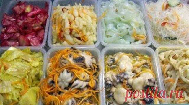 Салаты по-корейски: 6 обалденно вкусных рецептов Для всех любителей корейских салатов, мы подготовили эту замечательную подборку рецептов. Салат Свекла по-корейски Продукты: ✓ Свекла — 1 шт ✓ Огурец