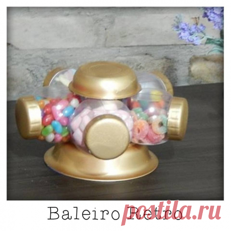DIY.  Tutorial de Baleiro Retrô, como fazer um baleiro - diy  Home decor Lembra aqueles baleiros das vendinhas de quando eramos criança. Quem não gostaria de ter um  desses decorando sua sala ou quem sabe o quarto das crianças Então faça o seu. Preparei um tutorial completo de como fazer o seu. Fácil e barato. Vai assiste e nã. Diy, Tutorial, Decor, Tuto,