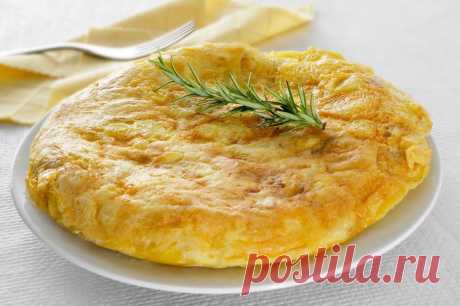 Тортилья на сковороде — образцовый испанский завтрак
