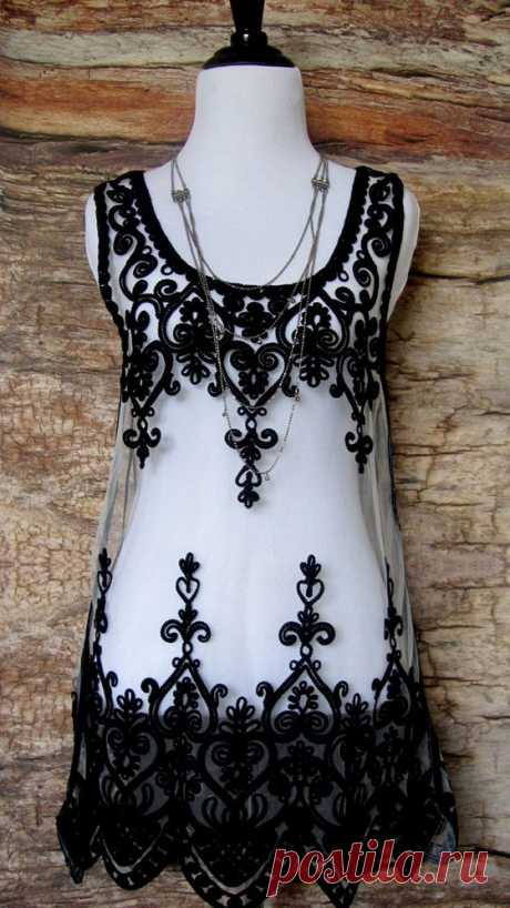 Black Plain Embroidered Flowers See Through Sleeveless Large Size Sexy Lace Vest - Vests - Tops