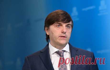 Кравцов заявил о поступлении обновленного учебника истории в российские школы. Все неточности исправлены, сообщил министр просвещения
