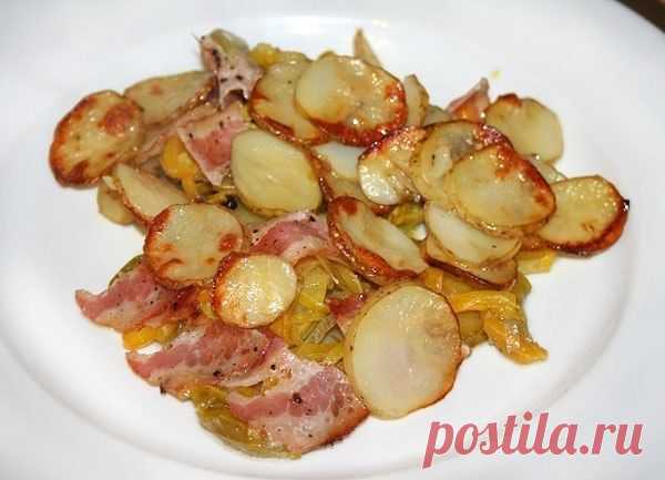 Как приготовить картофель с беконом и кабачками - рецепт, ингридиенты и фотографии