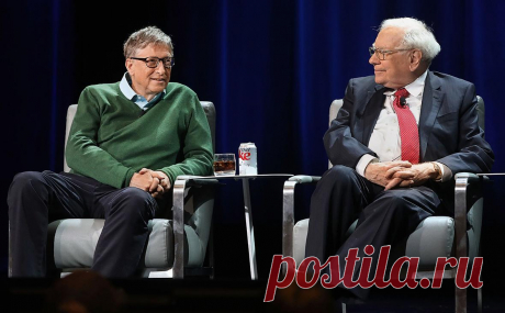 Уоррен Баффетт рассказал, как Билл Гейтс помог ему с ChatGPT. Глава холдинга Berkshire Hathaway заявил, что у него не было никакого опыта в области искусственного интеллекта, пока несколько месяцев назад к нему не пришел Билл Гейтс и не помог написать песню на испанском с помощью ChatGPT