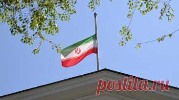 Иран не будет менять планы работы со странами, заявил посол