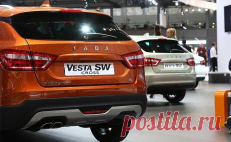 АвтоВАЗ поднял цены на некоторые комплектации Lada Vesta и Niva. АвтоВАЗ поднял рекомендованные розничные цены на некоторые комплектации моделей Lada Vesta и Niva на 1-5%, сообщил РБК представитель компании.