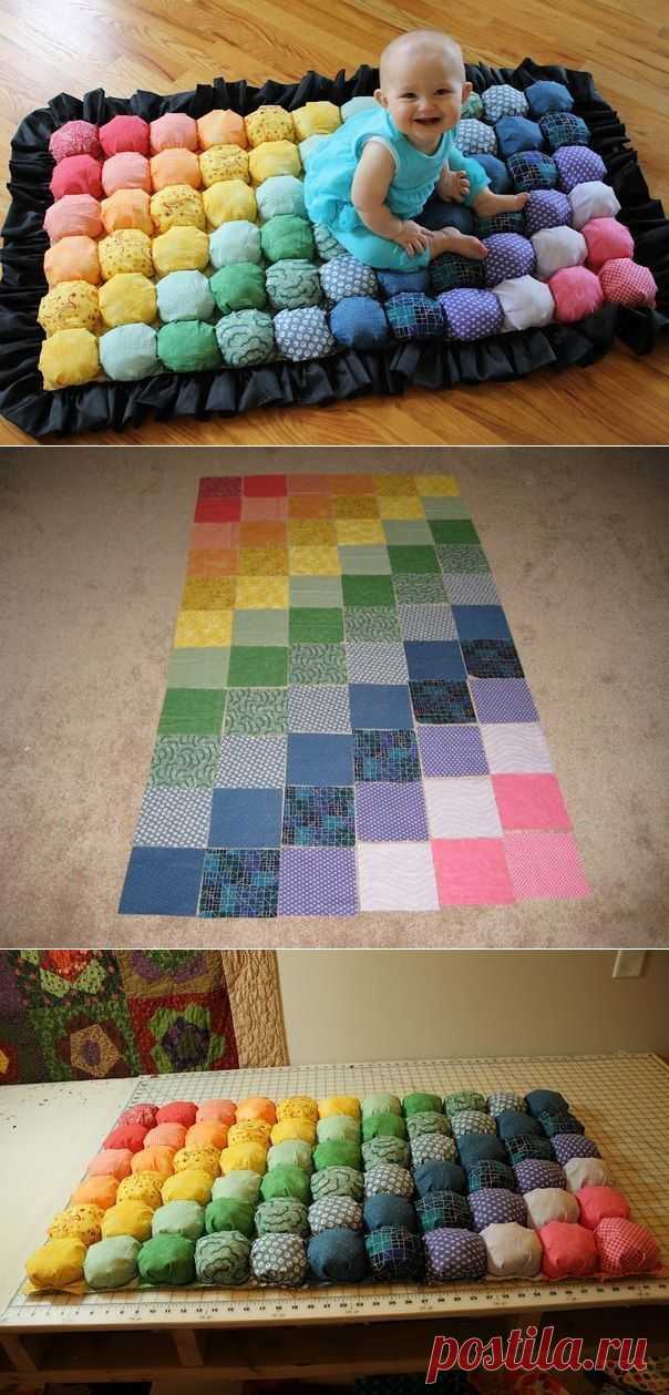 Для изготовления коврика сшили 70 квадратных