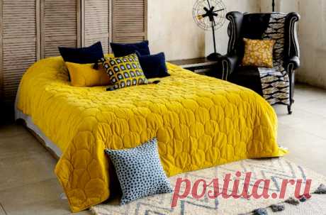 Яркие покрывала бренда TKANO идеально подойдут в вашу спальню или гостиную 😃 А добавить еще больше красок можно с помощью классных подушек. И все это – c хорошими скидками! Товары в наличии: