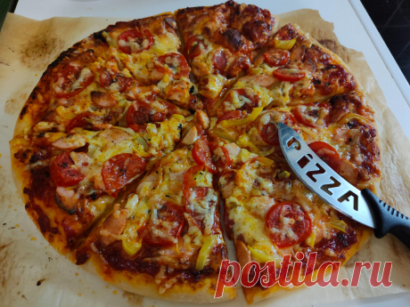 Пицца 🍕 Все секреты идеальной домашней пиццы (тесто + соус) 🤫 | Будет вкусно! | Дзен
