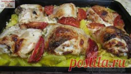 Курица с картошкой в кефире Если вы хотите приготовить несложное, но вкусное блюдо, то этот рецепт именно для вас. Курица с картошкой в кефире готовится очень просто, получается очень нежной, подходит как для ежедневной подачи, ...