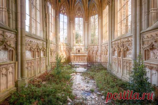 ФотоТелеграф » Атмосферные заброшенные здания Франции в фотографиях Roman Robroek