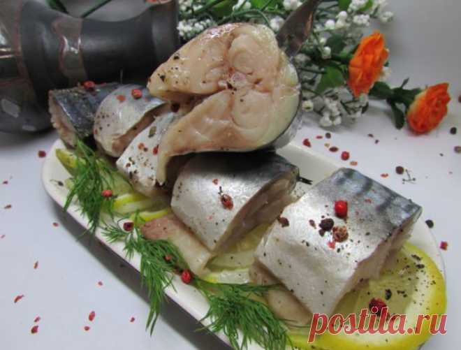 СОЛЕНАЯ СКУМБРИЯ С РОЗОВЫМ ПЕРЦЕМ
