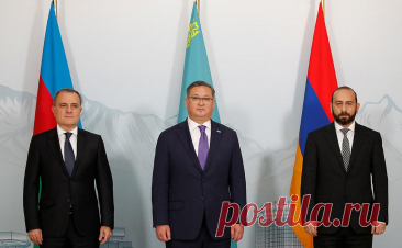 О чем Армения и Азербайджан договорились в Алма-Ате. Главы МИД Азербайджана и Армении впервые встретились в Казахстане, чтобы обсудить их будущий мирный договор. Переговоры прошли на фоне делимитации границы. В планах Баку и Еревана подписать договор до ноября 2024 года