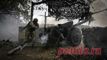 Артиллеристы применили агитационные снаряды по позициям ВСУ