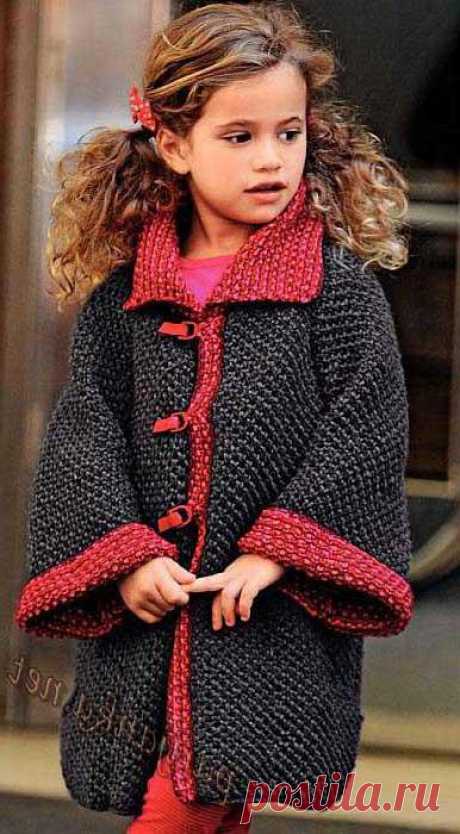 Вязаное пальто для девочки Вязаное пальто для девочки спицами – Вязание для детей спицами и крючком.