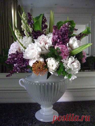 Weekly Floral Arrangements
