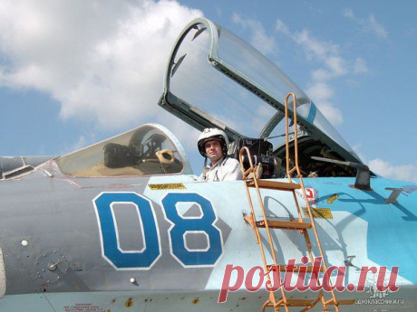 Версия: пилот украинских ВВС, сбивший малайзийский «Боинг», скрывается в Эмиратах
