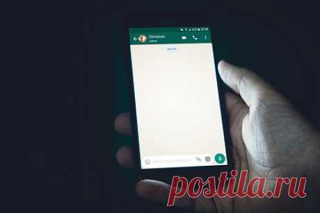 В WhatsApp появилось сообщение о новом ограничении. Разработчики мессенджера WhatsApp начали предупреждать пользователей об ограничении хранения данных, которое появится в ближайшие месяцы. В новой бета-версии программы 2.23.26.7 появился информационный баннер, согласно которому WhatsApp и Google собираются отменить неограниченное хранение данных пользователей в облаке.