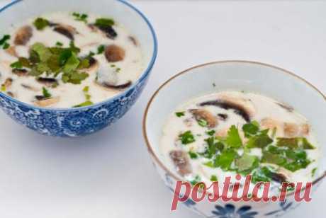 Грибной суп-пюре с кокосовым молоком в тайском стиле рецепт - грибной тайский суп рецепт, грибной суп с кокосовым молоком рецепт :: JV.RU