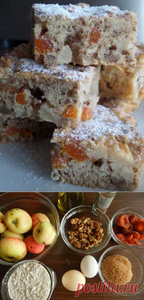 Воскресная выпечка: кекс с яблоками, курагой и орехами