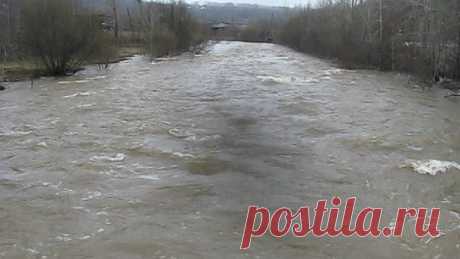 MVI_1704 Наша бурная река Кизел .