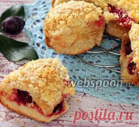 Сливовый пирог с творожной начинкой и штрейзелем