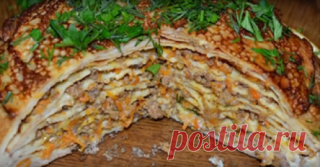 Блинный пирог с мясом. Вкусный и сытный Масленица - самое время печь и кушать блины. Поэтому хочу познакомить вас с рецептом вот такого пирога. Получается он нежный и очень смачный. Особенную пикантность и сочность ему придает молочная заливка. Именно она делает пирог таким изумительно вкусным.😍