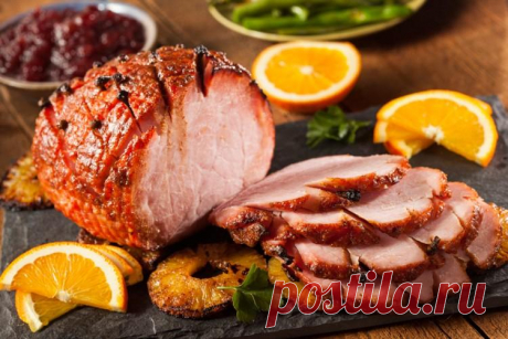 Что приготовить из свинины: 20 быстрых и вкусных рецептов Рассказываем 20 рецептов, что приготовить из свинины - быстро, вкусно и из продуктов, которые точно есть в твоем холодильнике. Бери на заметку!
