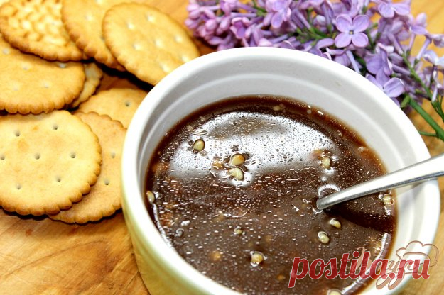 Соус с кедровыми орехами - пошаговый рецепт с фото Соус с кедровыми орехами. Это пикантный соус или заправка для салатов с добавлением кедровых орешков. Мне такие соусы очень нравятся, овощные или мясные салаты хорошо сочетаться с этой заправкой.