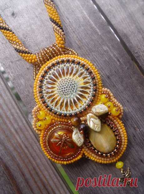 Sunflower Honey bead embroidered necklace by Miannda, via Flickr | Bead Embroidered Pendants