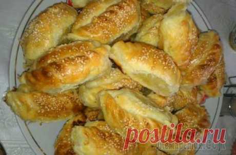Гезлевские слоенные пирожки с мясом(Гезлев катмерли янтыклар)
