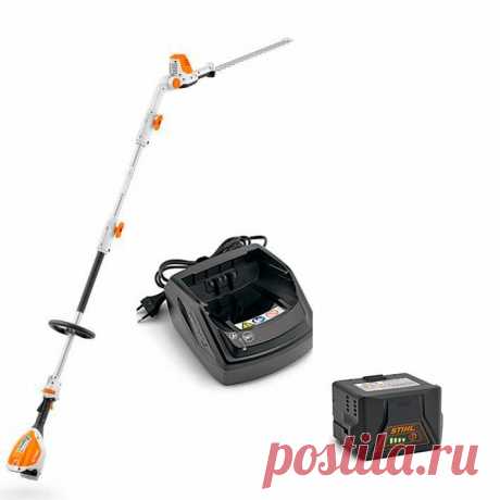 Аккумуляторный мотосекатор Stihl HLA 56 с AK 10 и AL 101 предназначен для подстригания и ухода за высокими изгородями и кустами. У данного мотосекатора ножевая траверса с возможностью поворота на 135 градусов и съемная штанга, что облегчает транспортировку и хранение. Транспортировочная длина 115 см, общая длина 210 см.  Аккумулятор AK 20 приобретается отдельно.