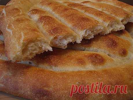 Матнакаш (армянский хлеб).