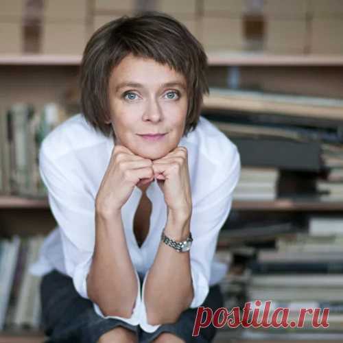 Инна Мишукова – семейная акушерка с невероятной практикой уже больше 20-ти лет помогает женщинам эффективно подготовиться к родам. Ее видеокурс Родить Легко https://inna-mishukova.com/live не перестает пользоваться завидной популярностью и множество женщин достойно оценили его, применив практические советы в реальности. Теперь она предлагает новый онлайн-курс