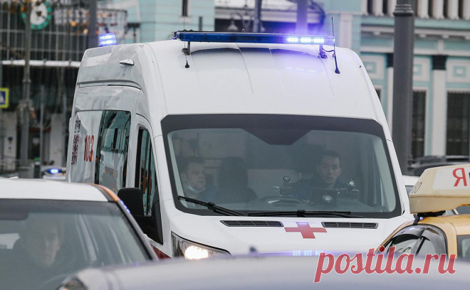 Циркач Василий Шанин погиб после падения из окна. Цирковой артист Василий Шанин погиб, выпав из окна в Москве 16 октября, сообщил ТАСС со ссылкой на пресс-службу Российской государственной цирковой компании (Росгосцирк).
