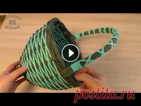Корзинка из газетных трубочек с переплетенной  ручкой/Newspaper basket with wicker handle В этом видео я показываю как сплести корзинку из газетных трубочек &quot;ситцем&quot; с переплетенной крестиками ручкой. Количество стоек должно быть ...