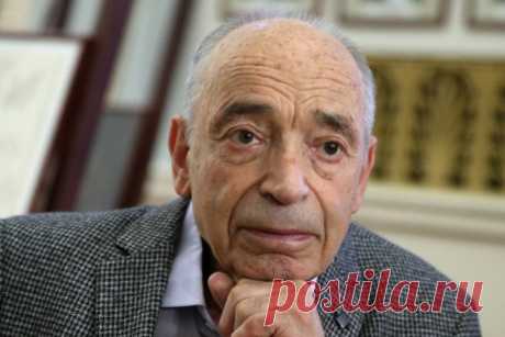 Стихи &gt;«Какого цвета грязь?»