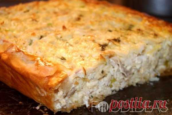 Пирог с мясом и сыром.