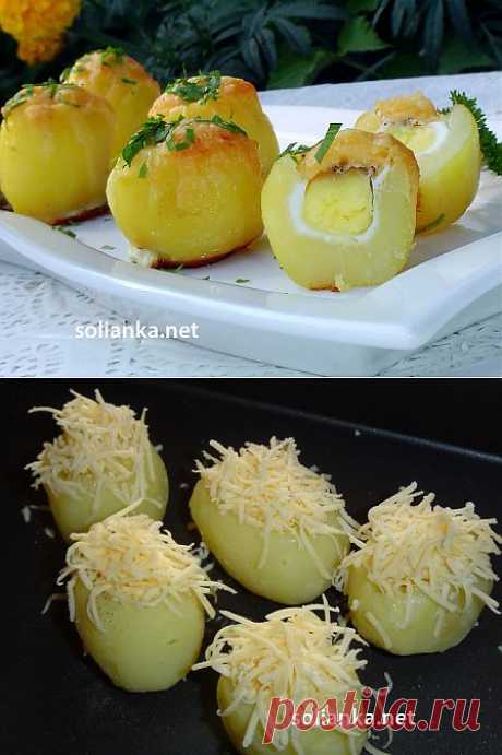 Запеченная картошка с яйцами
