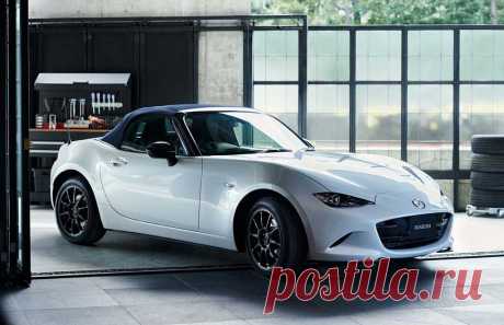 Mazda Roadster 2022: салон, экстерьер, характеристики