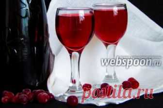 Клюквенная настойка на водке, на самогоне, на спирту - рецепты приготовления в домашних условиях.
Ингредиенты:
ягоды клюквы – 250 грамм;
водка – 0,5 литра;
сахар – 1 столовая ложка (по желанию);
вода – 50 мл (по желанию).