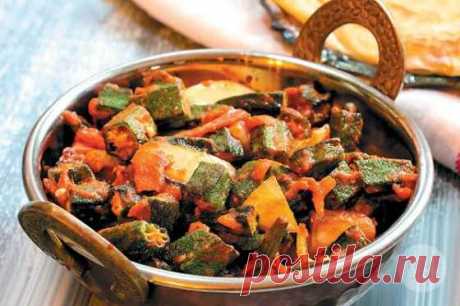 Сабджи. Рецепт сабджи отличается простотой приготовления и относится к вегетарианским блюдам. Имеет много общего с нашим овощным рагу, поэтому обязательно понравится не только поклонникам индийской кухни, но и любителям тушеных овощей. По традиции блюдо подается с лепешками чапати и отварным рисом.