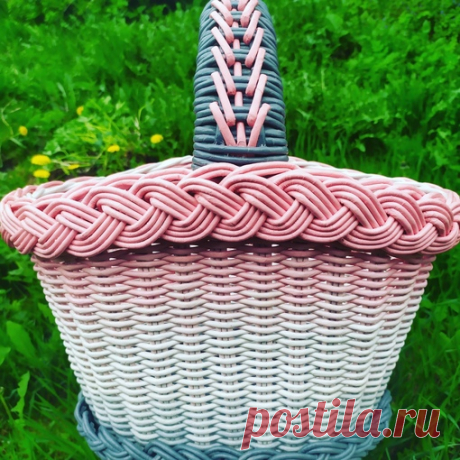 Корзинка по МК с Анной Соломиной

shkola_pleteniya@newspaper_weaving

Добрый вечер!
Попытка градиента, решила показать, что получилось у меня.
Бумага газетная 10 см по косой, спица Киршнер 1 мм, колеры алый и черный, финиш лак Неомид.
Аннушка, спасибо тебе, дорогая ,за замечательный совместник!
Корзинку подарю мамочке на день рождения.