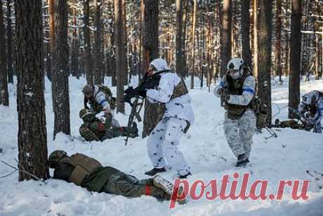 На Украине признали потерю села Крахмальное в Харьковской области. Вооруженные силы Украины (ВСУ) признали потерю населенного пункта Крахмальное в Харьковской области. Об этом сообщил начальник службы по связям с общественностью командования Сухопутных войск ВСУ Владимир Фитьо в эфире телеканала «Рада». «В селе Крахмальное (...) отошли на более подготовленные рубежи», — сообщил он.