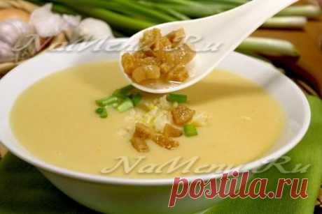 Картофельный суп-пюре с чесноком и шкварками