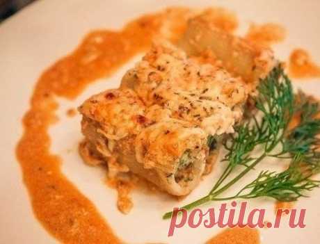 Макароны начиненные куриным фаршем.