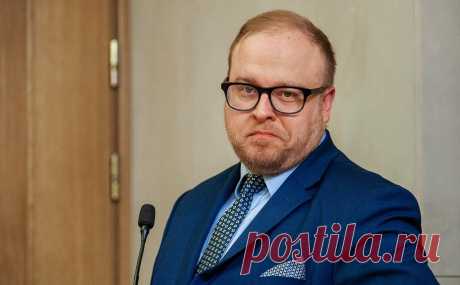 Требовавшего извинений от Киева представителя польского МИДа уволили. Польский МИД отправил в отставку пресс-секретаря ведомства Лукаша Ясину, об этом сам представитель ведомства сообщил в социальной сети X (ранее — Twitter).
