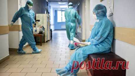 Глава Роспотребнадзора сообщила о новой волне заболеваемости COVID-19. Глава Роспотребнадзора Анна Попова заявила, что в России началась новая волна заболеваемости COVID-19. Об этом сообщает &quot;Интерфакс&quot;. Она отметила, что вторая осенняя волна коронавируса оказалась мощнее той, что была в сентябре. ...