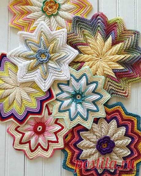 sck1007-crochet-potholder-set-optw_large-939863a3782f3199df51712e92b11860756d9767.jpg (384×480)